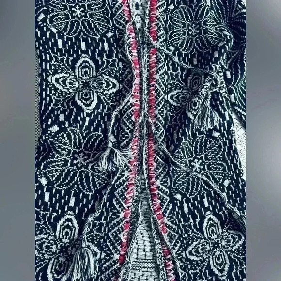 Boho Wool Blend Hooded Tassel Cardigan - Picture 3 of 6